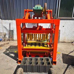 CONSTRUCTION & INDUSTRIAL MACHINERY